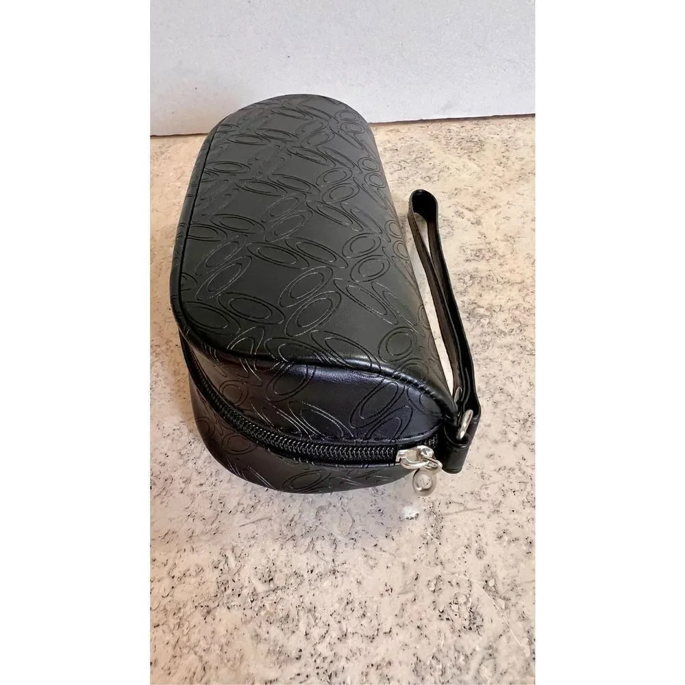 Oakley Womens Black Zippered Sunglass Case Wrist Strap One‎ Size